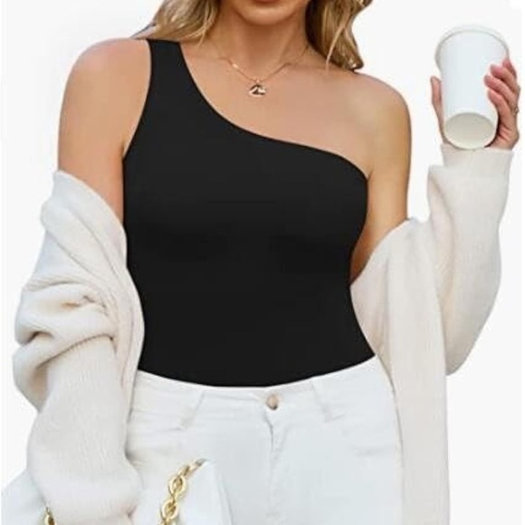 🍀 Naked Wardrobe Sculpt Bodysuit Black 🍀 - Picture 2 of 7